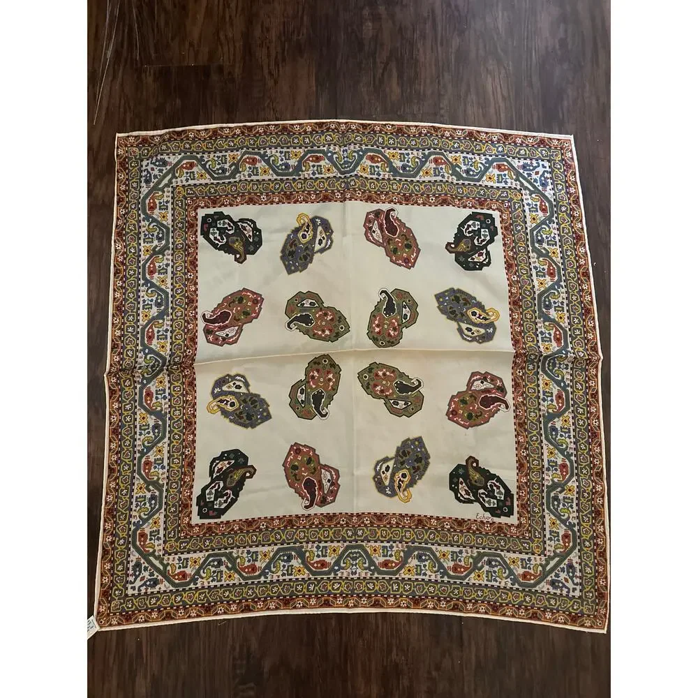 Vintage Echo Scarf Women's One Size Chinon Silk Geometric Print Square Scarf